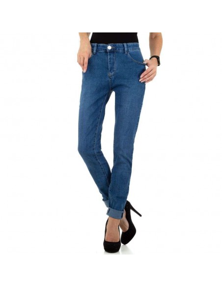 Blue denim straight cut jeans