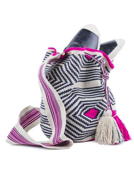 Mochila Wayuu bag - white, black and magenta