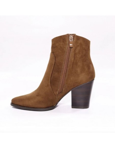 Laarzen met kleine hak cognac