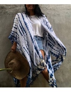 Kimono boho blanc motif indigo et dentelle