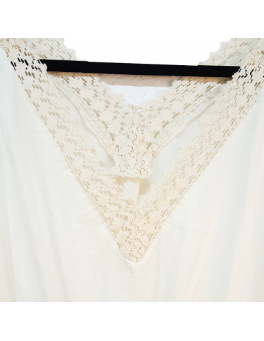 Beige long dress with lace caftan style boho