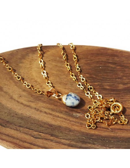 Necklace with faceted teardrop pendant - Sodalite