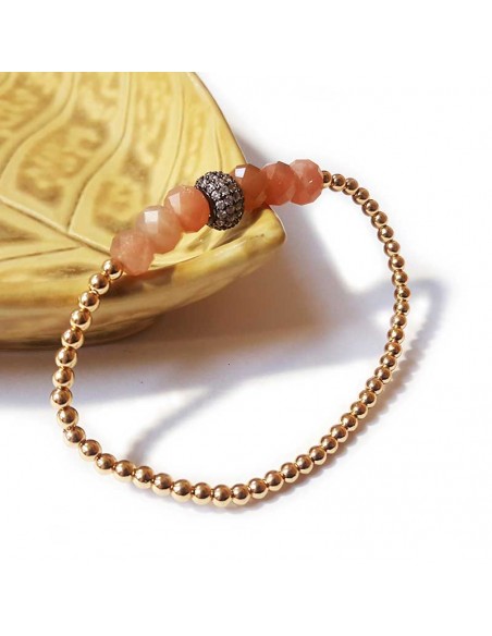 Bracelet with fine gold beads and faceted sunstone