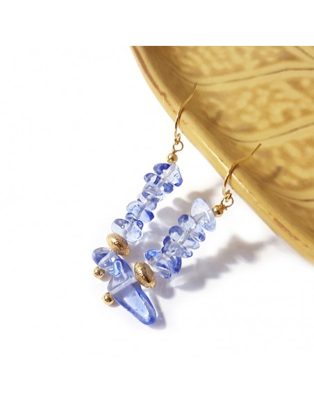 Goud en blauwe kristallen rocailles oorbellen