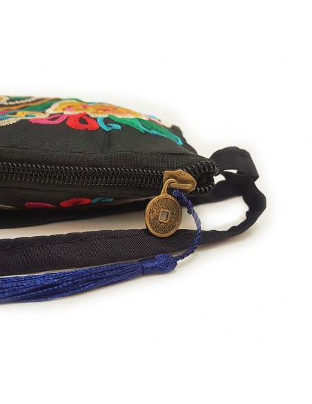 Zwart clutch tasje geborduurd met bloemen - blauw