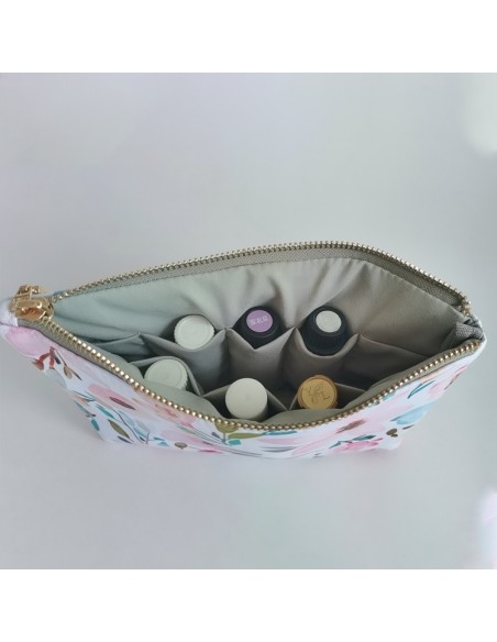 Essential oil bottle storage pouch