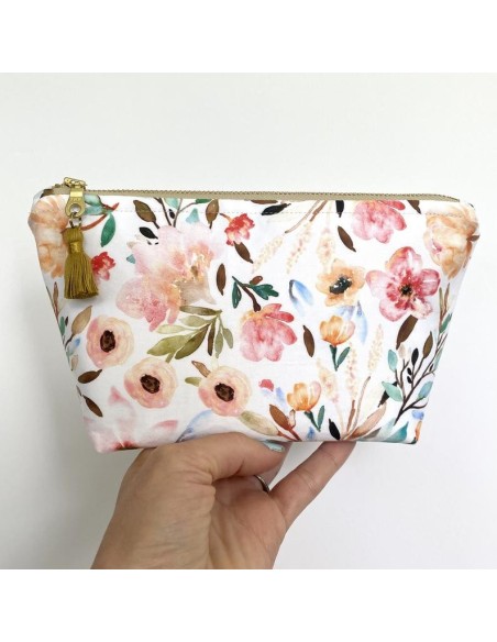 Essential Oil Travel Pouch – Floral Pattern