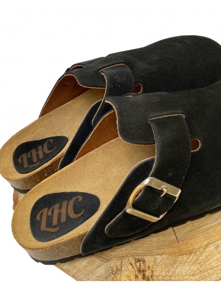 Schwarze Clogs aus Leder