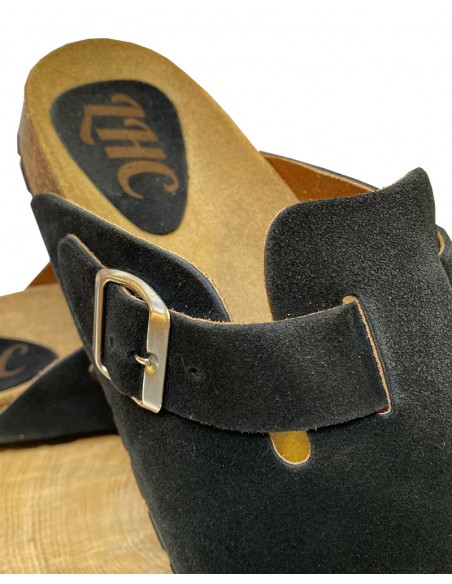 Schwarze Clogs aus Leder