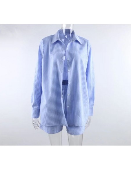 Set aus blauem Hemd und blauen Shorts 100 % Baumwolle