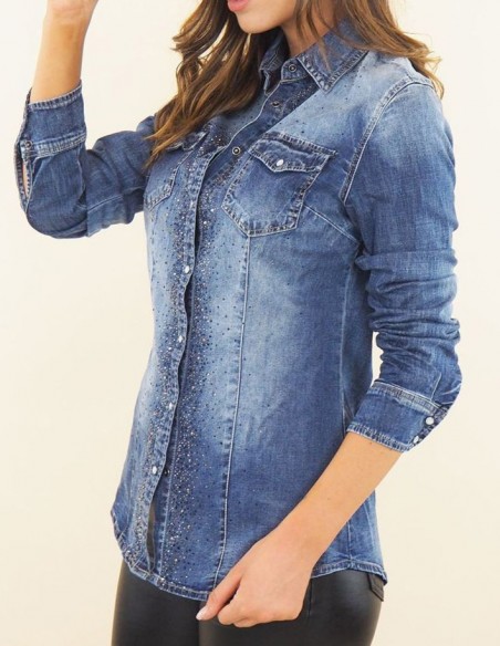 Chemise en jeans et strass avec poches à rabats