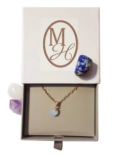 Necklace with faceted teardrop pendant - Opaline