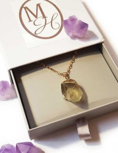 Necklace with rough stone pendant - Lemon Quartz
