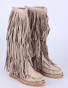 Minnetonka fringe boots - beige
