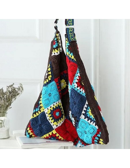Handgemaakte grote gehaakte tas in boho-chique stijl