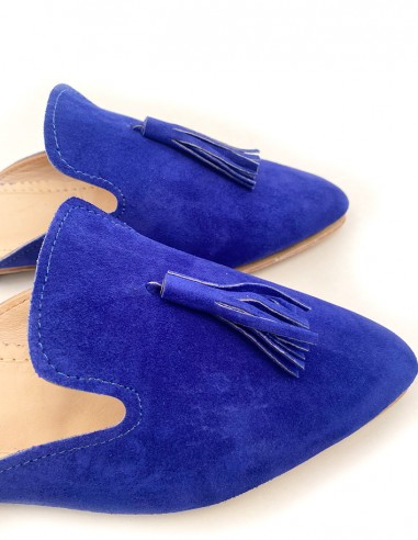 Mules mocassins en daim avec pompon bleu