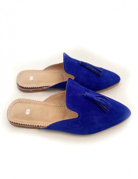 Suede moccasin sandals with blue pompon