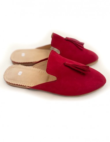 Suède mocassins met kersenrode pompon