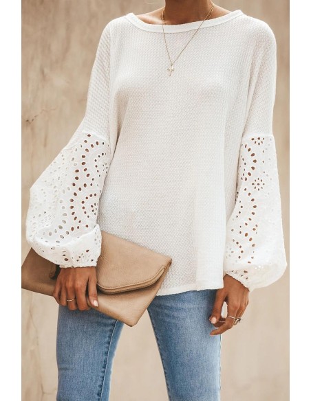 Lässige Bluse mit Ärmeln und englischer Stickerei im Boho-Stil.