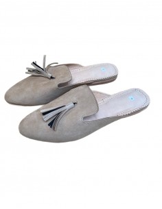 Mules mocassins en daim avec pompon beige