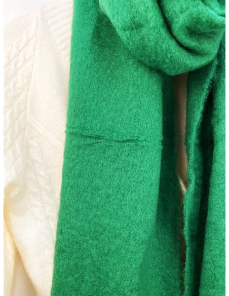 Echarpe d'un joli vert couleur unie - épaisse douce et très chaude