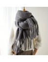 Effen grijze sjaal - dik, zacht en zeer warm