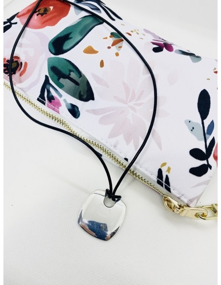 Pendentif moderne en argent 925 avec cordon noir- carré arrondi