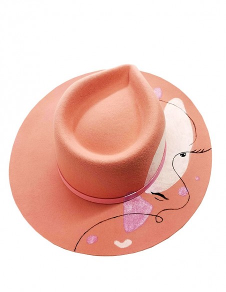 Chapeau fedora en feutre customisé - visage abstrait