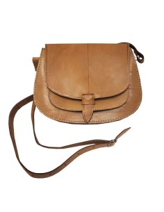Sac en cuir arrondi - attache cuir