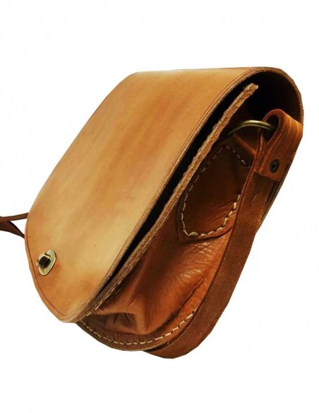 Abgerundete Ledertasche mit Metallverschluss - 2