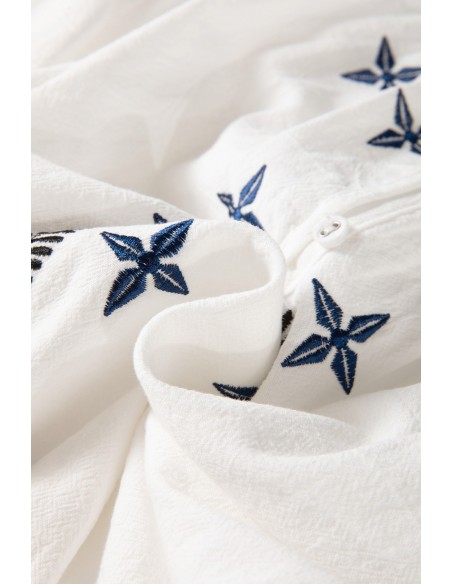 Witte Geometrische Geborduurde Lange Mouwen Blouse met Knopen