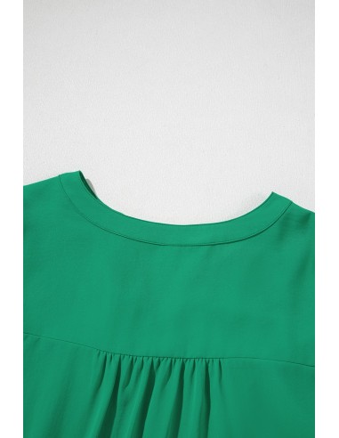 Elegant Green Blouse with Floral Embroidery and Notched V Neck 3/4 Sleeve