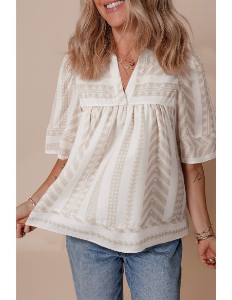 Blouse Chic Bohème à Col V Découpé – Élégance et Modernité