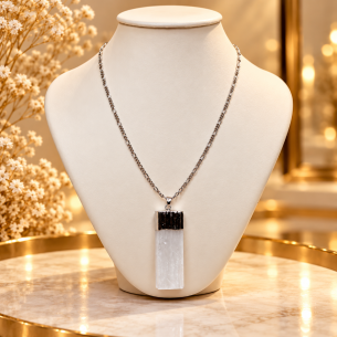 Collier sélénite 5,7 cm et chaîne Figaro argent 925 – 50 cm