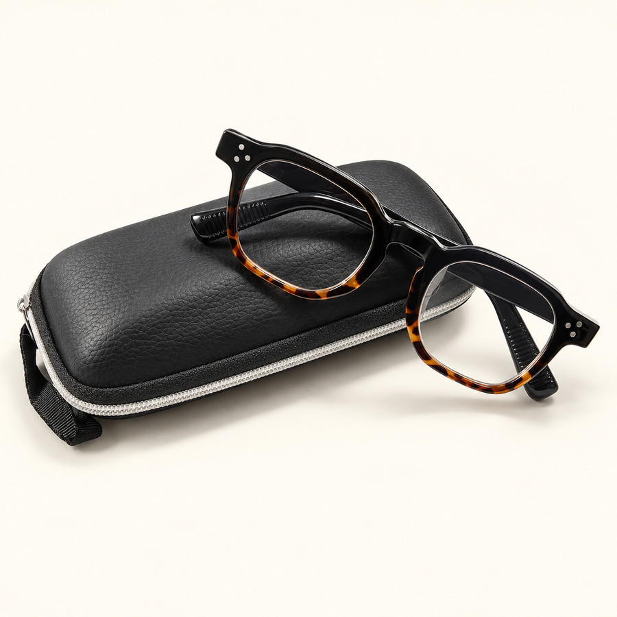 Black Tortoiseshell Reading Glasses, Filter and Case | LHC