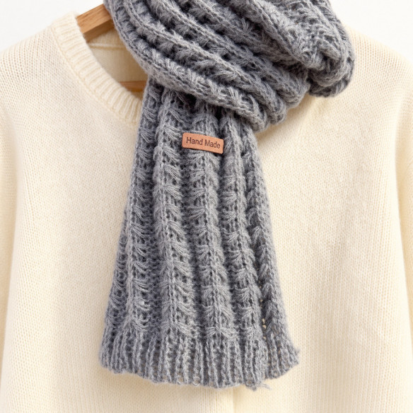 Grey Chunky Knit Scarf – Boho Chic | Look Hippie Chic