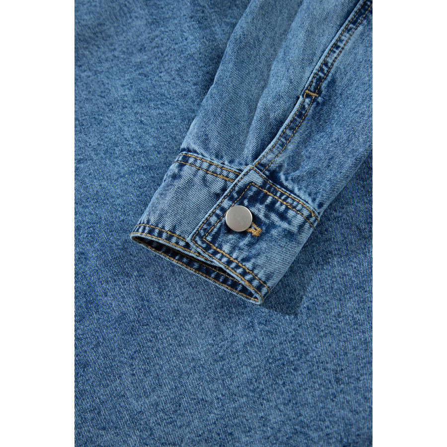 Hellblaues Damen-Jeans-Overshirt mit Nieten | LHC